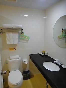 Home Inn Suzhoutrain Station North Square ซูโจว ภายนอก รูปภาพ